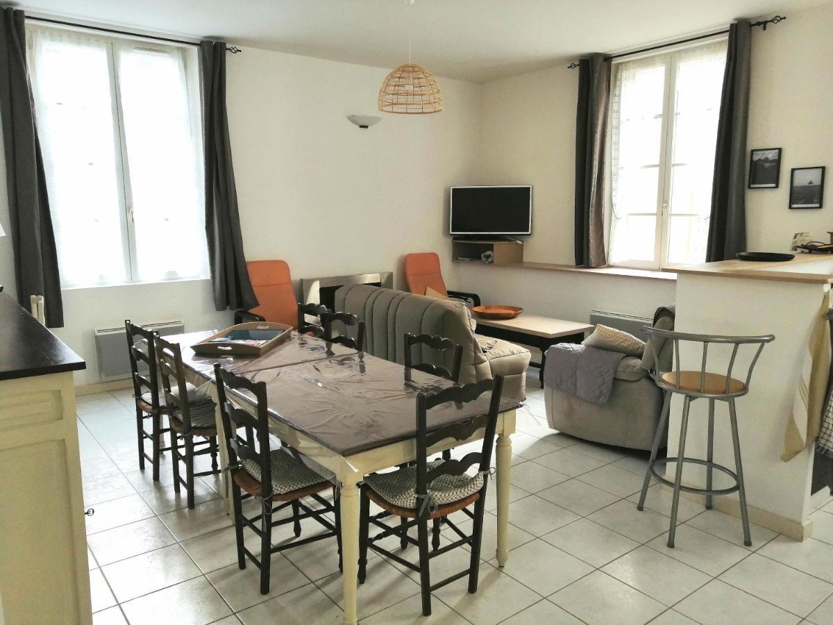 Appartement Montagne อูซ์-บอนส์ ภายนอก รูปภาพ